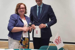 fb_img_1742572087767_